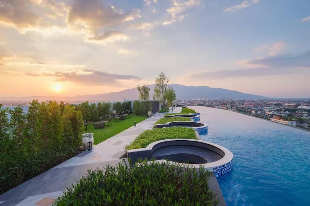 Astra Sky River High Floor,3 Bedrooms 97㎡ 山景房带浴缸 Chiang Mai Zewnętrze zdjęcie